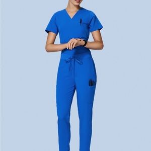 Mandala One Pocket Top Royal Blue + 9 Pocket Joggers Royal Blue